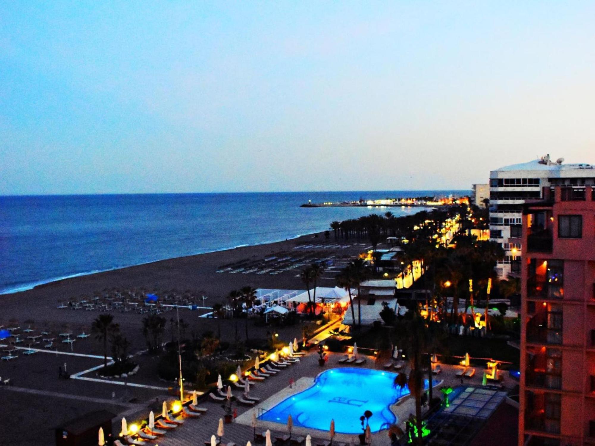 Luminoso Apartamento De 3 Dormitorios A Pie De Playa En 托雷莫利诺斯 外观 照片