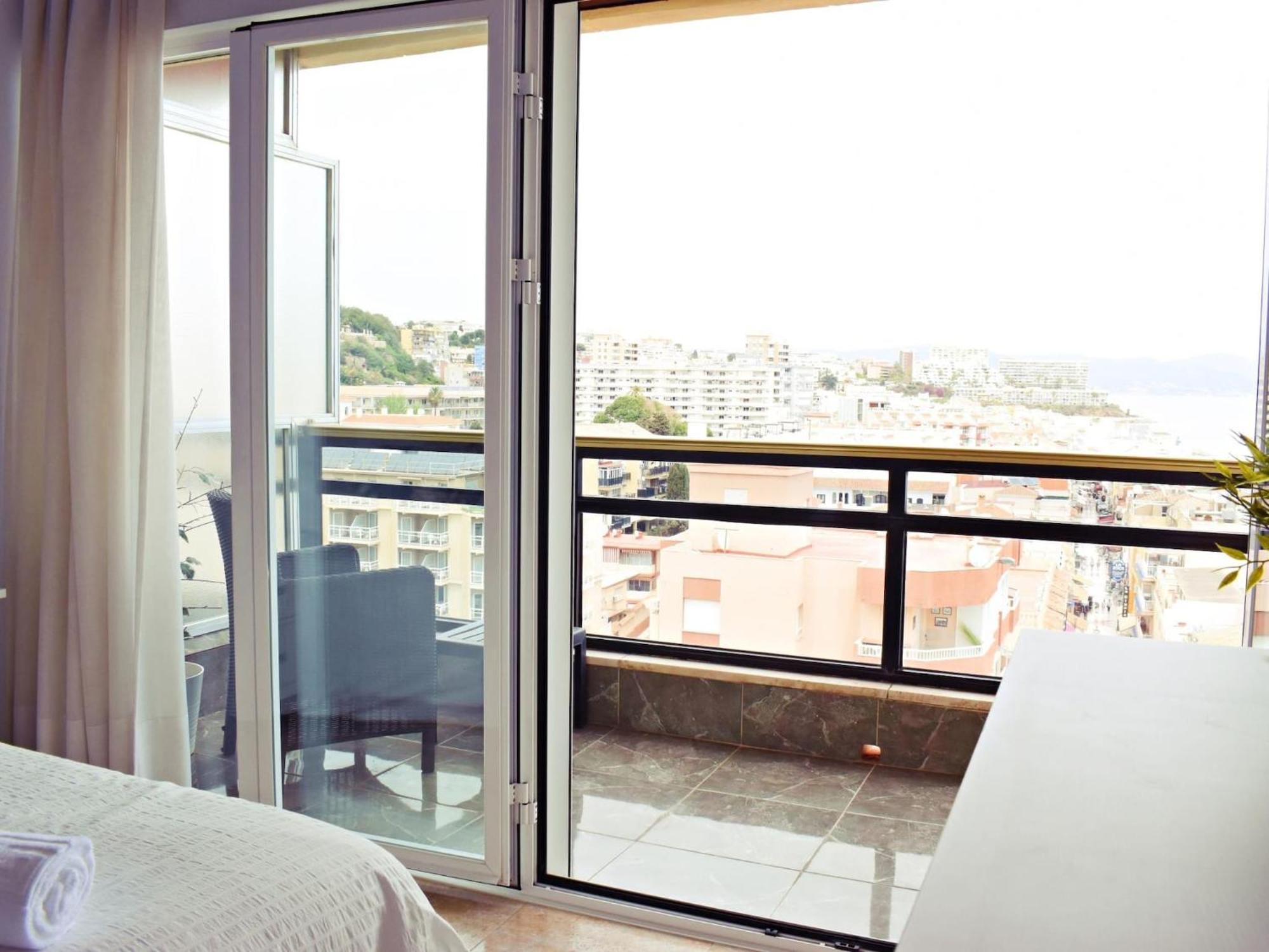 Luminoso Apartamento De 3 Dormitorios A Pie De Playa En 托雷莫利诺斯 外观 照片